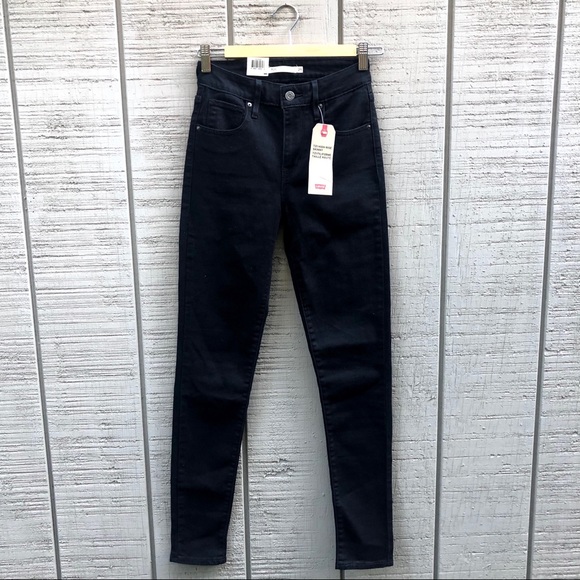 NWT Levi’s 721 High Rise Skinny Jeans in Black - Picture 3 of 8
